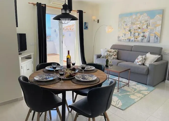 Calle Tanger Oasis De Capistrano * Nerja