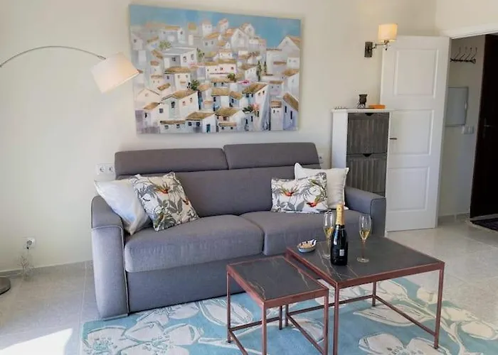 Calle Tanger Oasis De Capistrano * Nerja